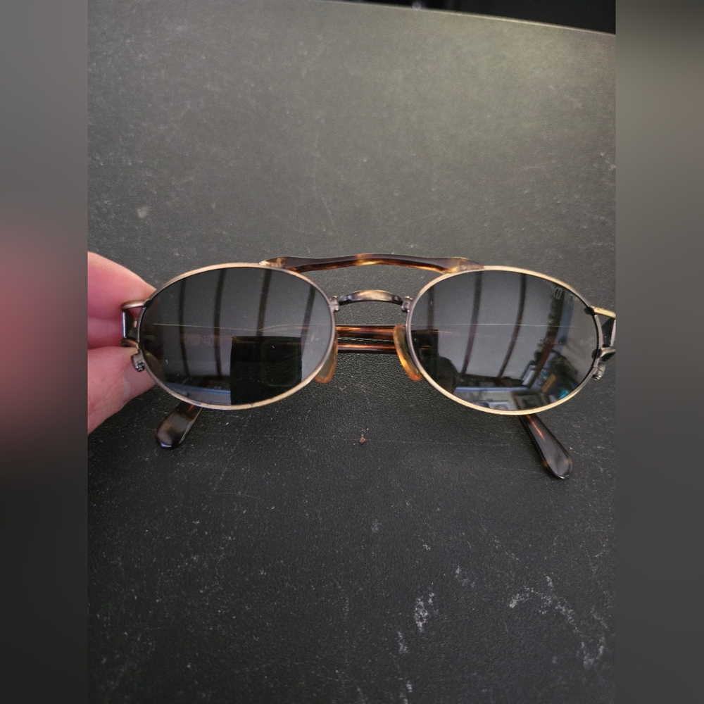 Vintage 90s Venco Veni Tortoise Shell Sunglasses